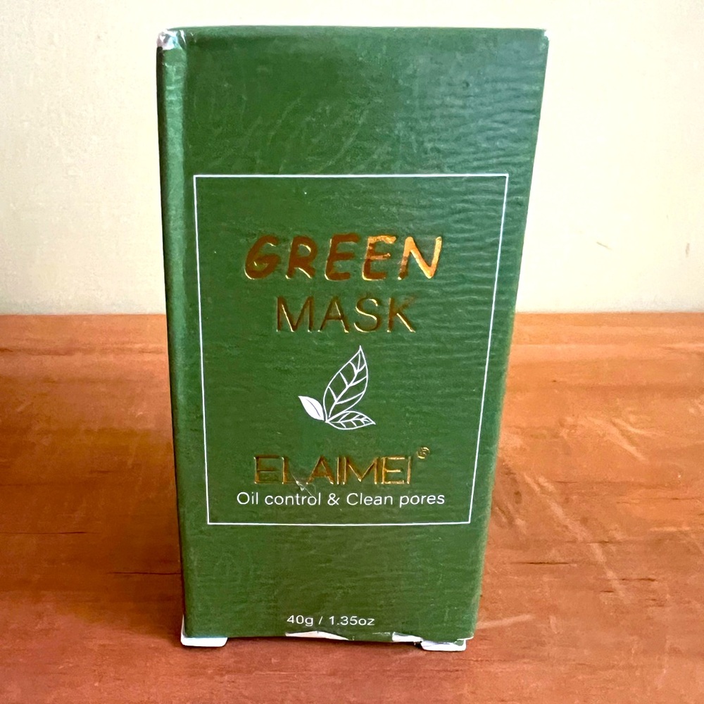 ❤️‍🔥GREEN MASK STICK😍🥰 Pore Diminishing ‼️